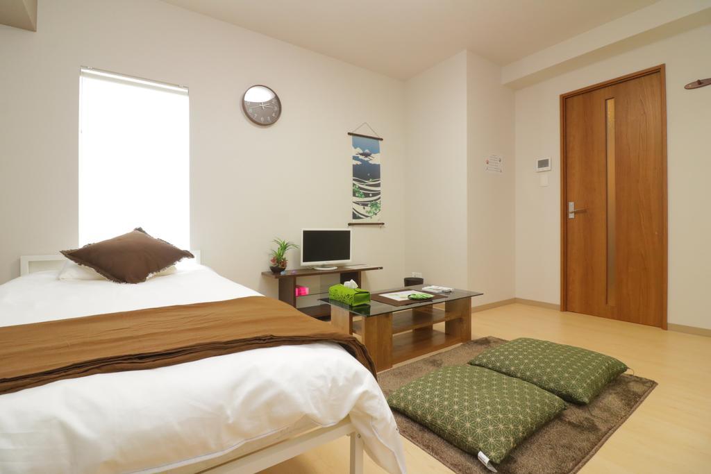 Hg Cozy Hotel No 24 京橋駅前 Осака Экстерьер фото
