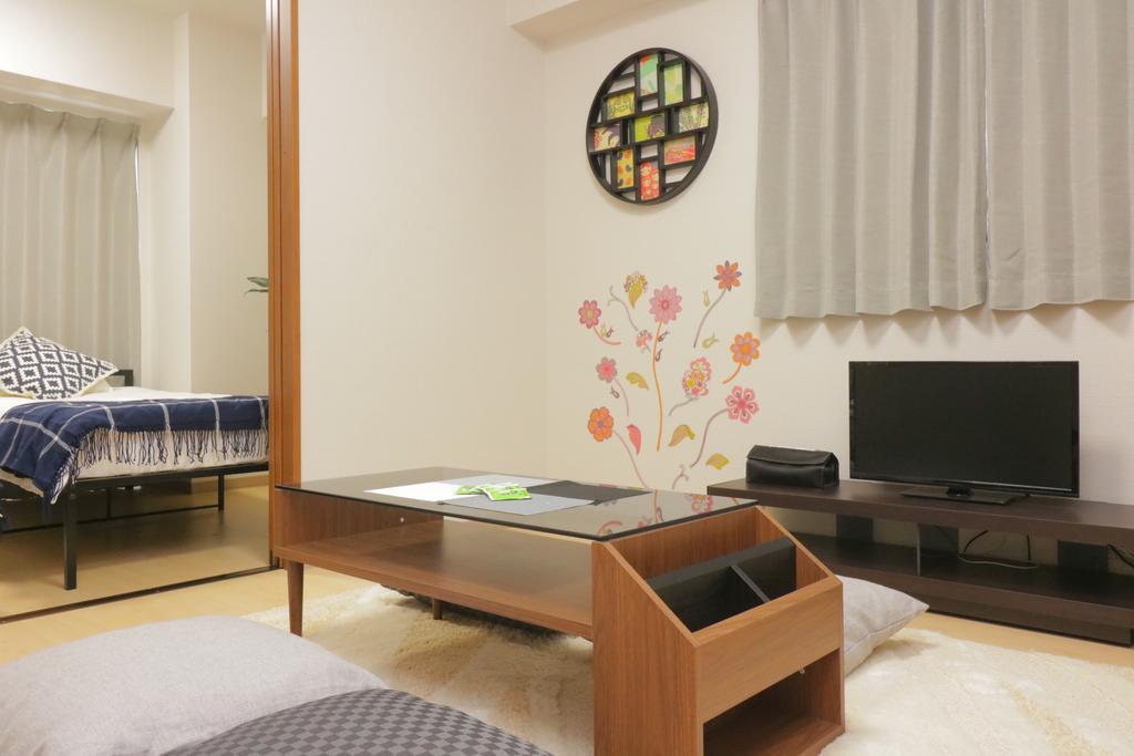 Hg Cozy Hotel No 24 京橋駅前 Осака Экстерьер фото