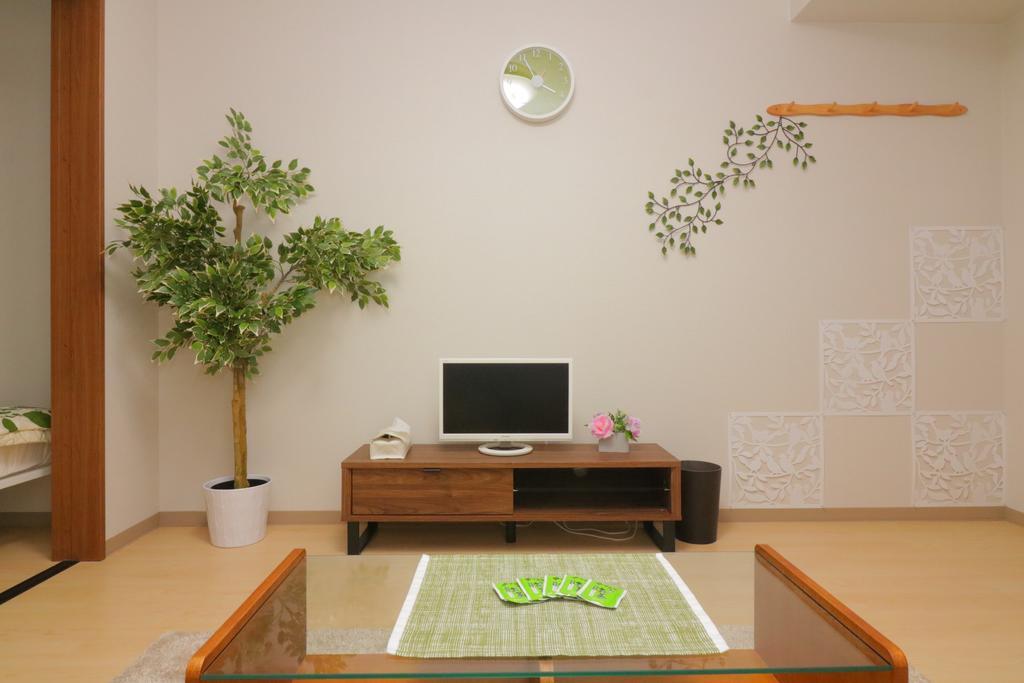 Hg Cozy Hotel No 24 京橋駅前 Осака Экстерьер фото